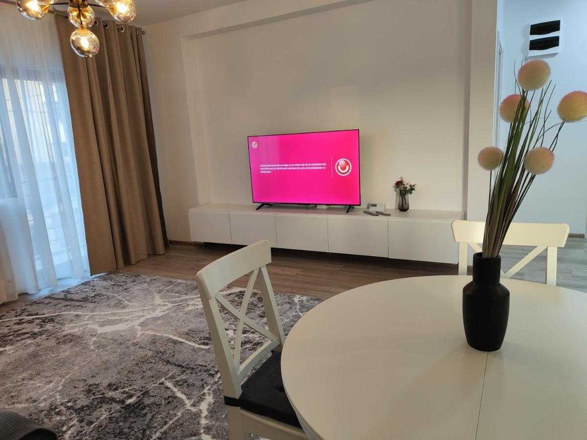 2 Rooms Apartment I Love Tea 부쿠레슈티 외부 사진